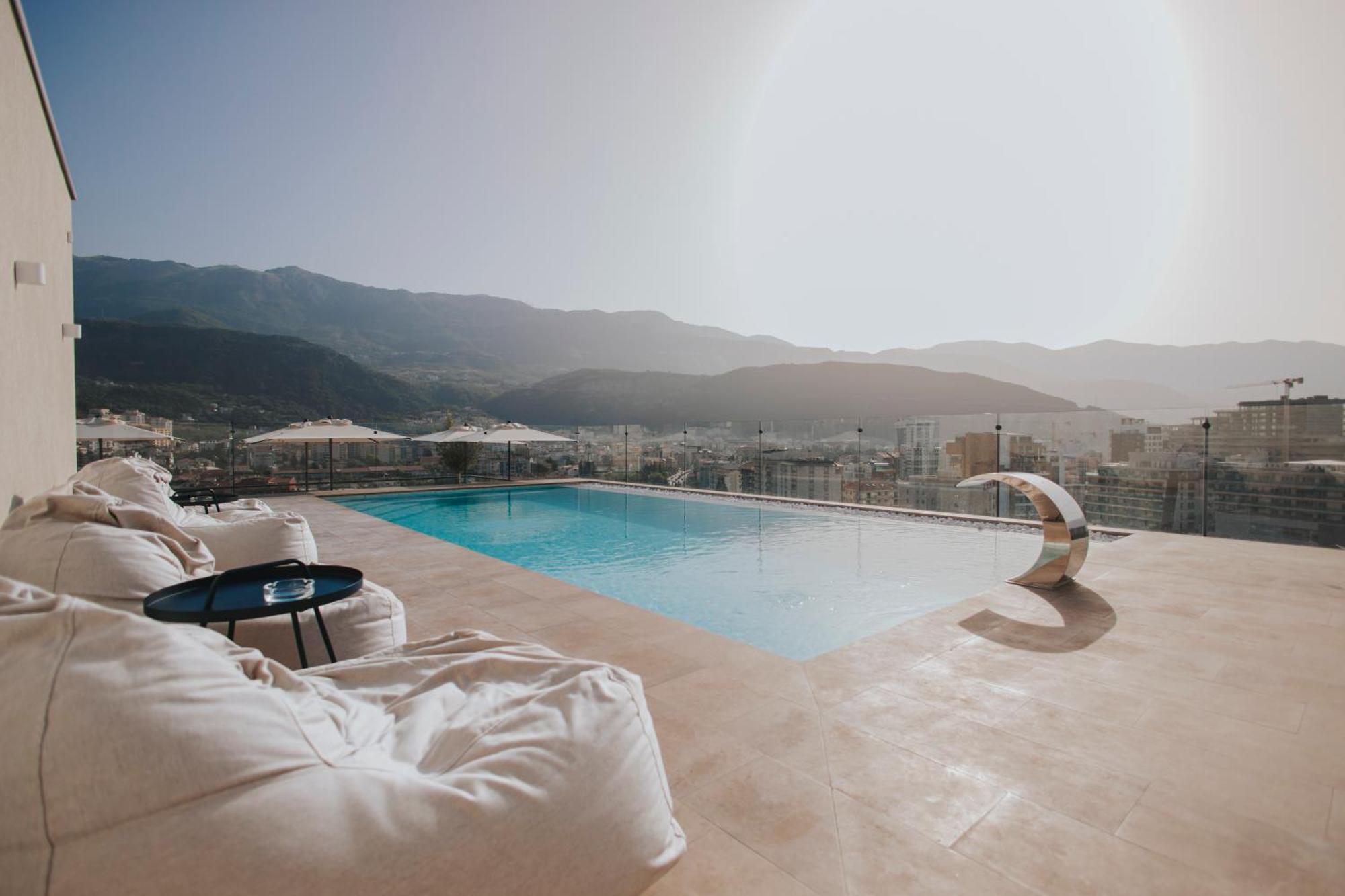 Infinity Hotel & More Μπούντβα Εξωτερικό φωτογραφία
