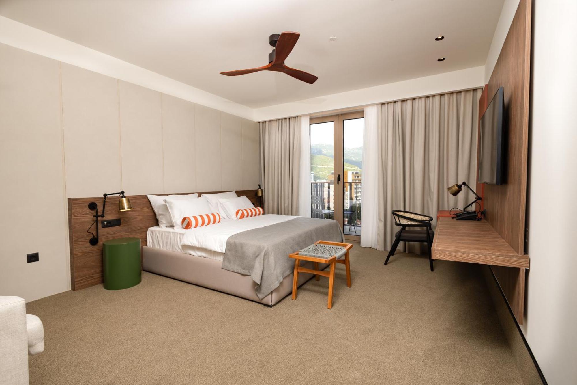 Infinity Hotel & More Μπούντβα Εξωτερικό φωτογραφία